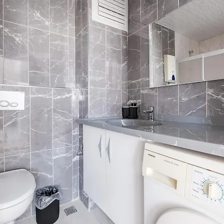 Apartment Chic W Balcony 5 Min To Beach In Alanya